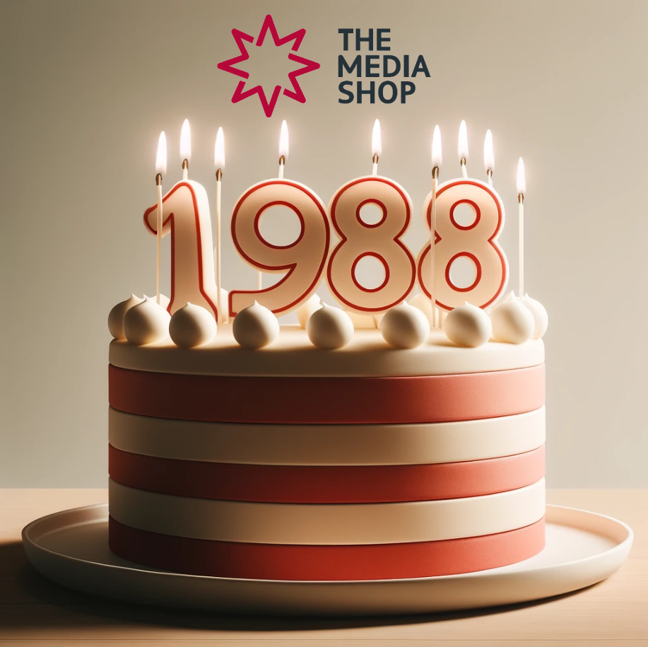 Image of a birthday cake with the year 1988 on it
